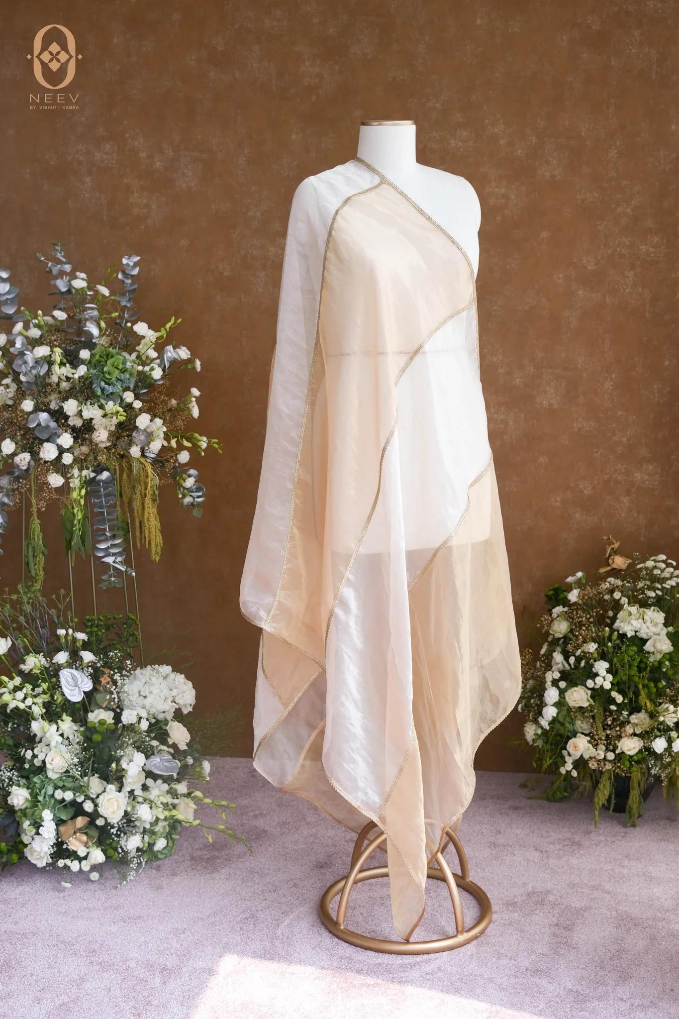Kora Tissue Leheriya Gotapati Dupatta