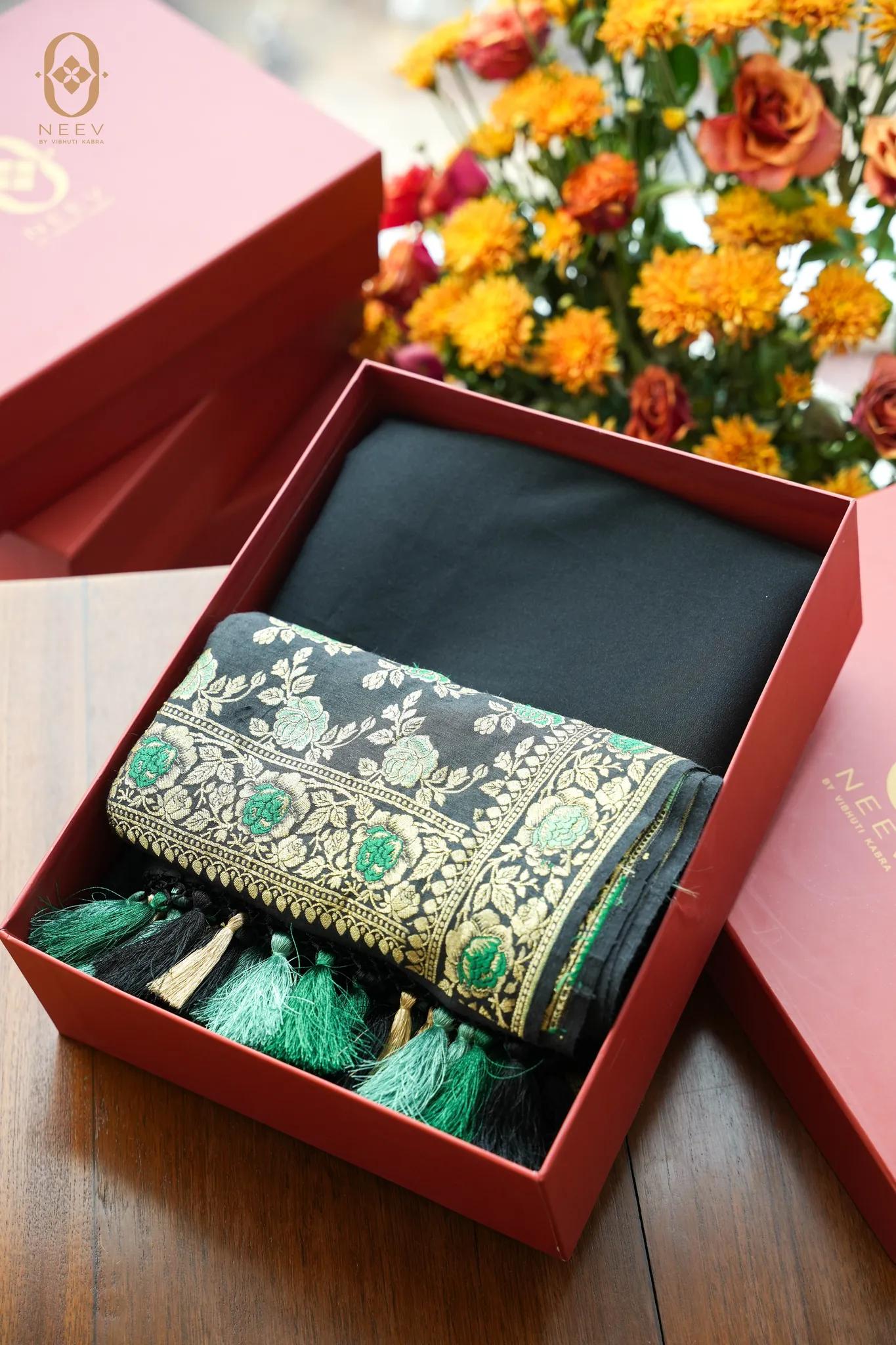 Neev Sona Box