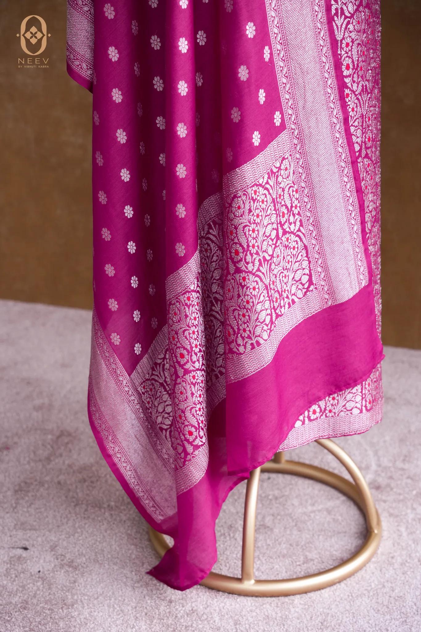 Munga Silk Suit Set