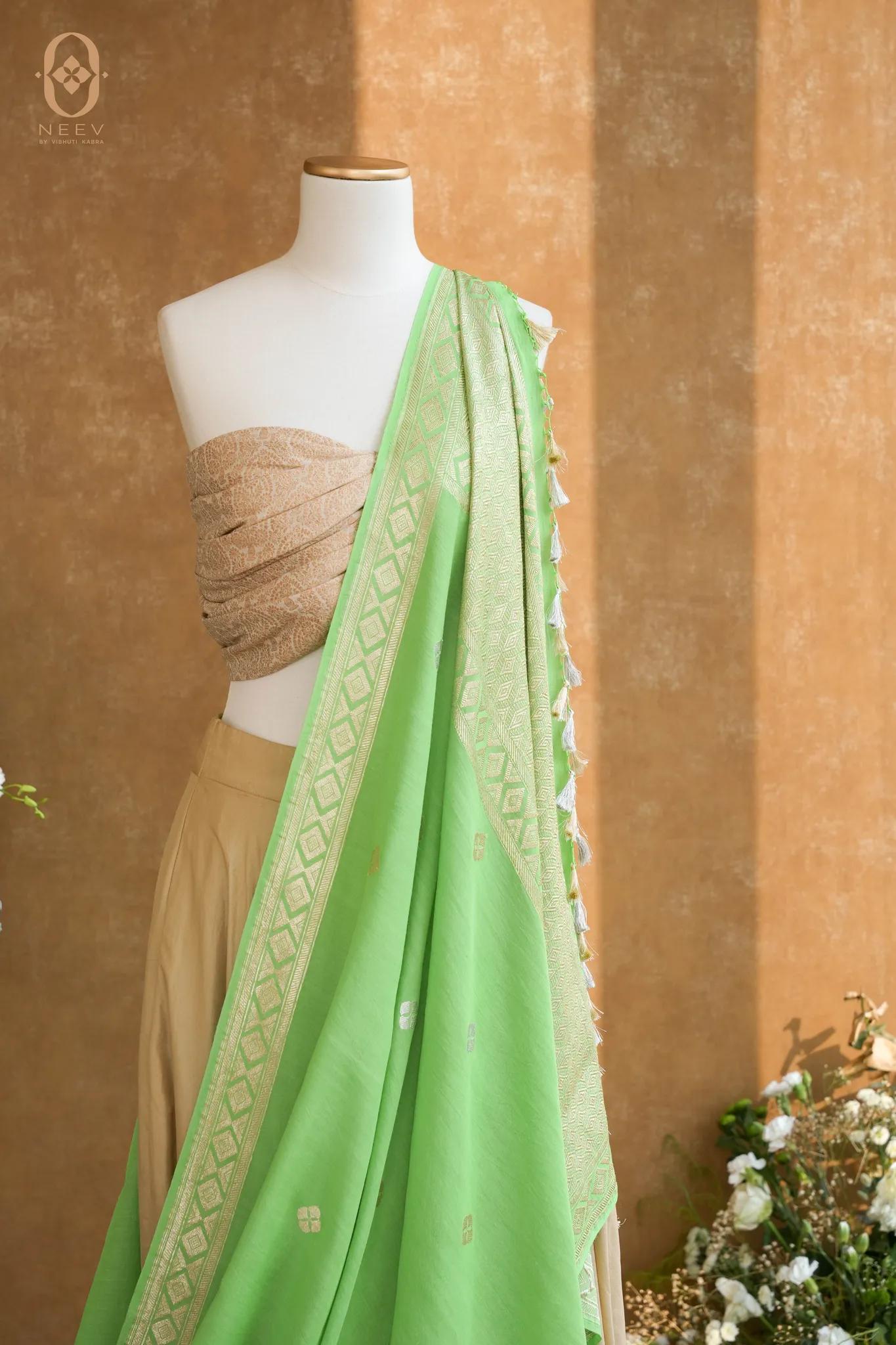 Neev Boota Munga Silk Dupatta