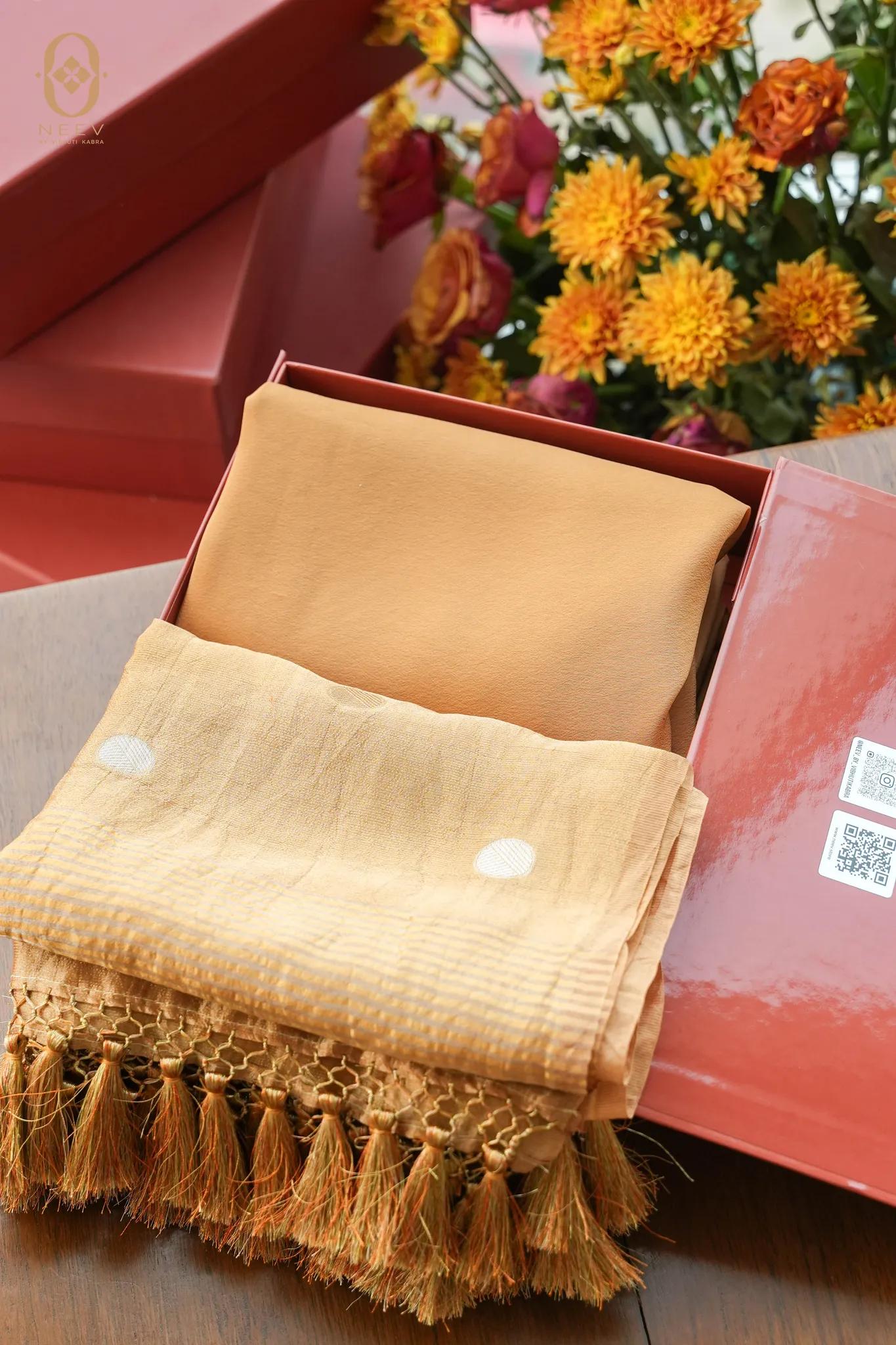 Neev Sona Box