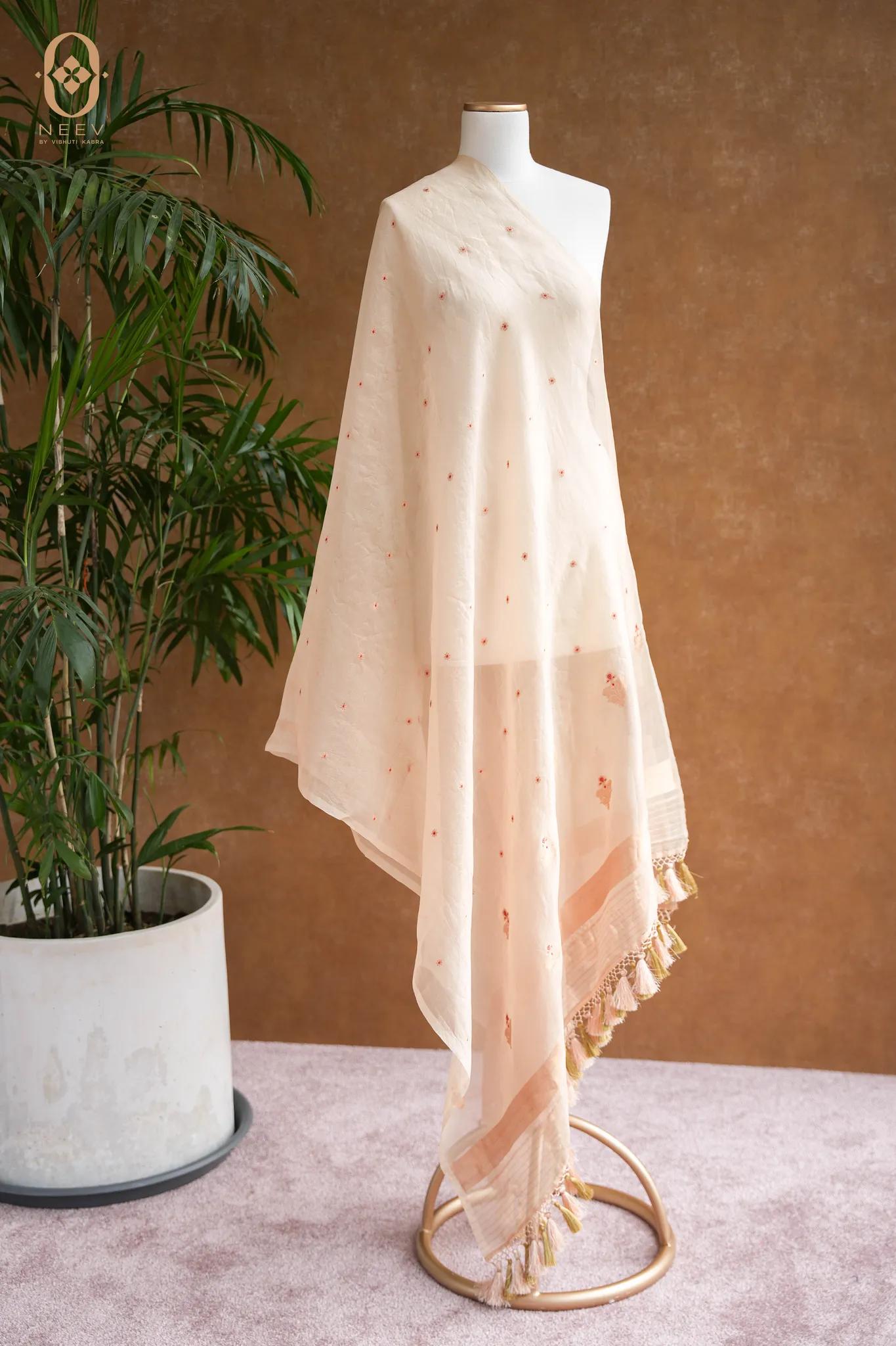 Kora Silk Boota Dupatta