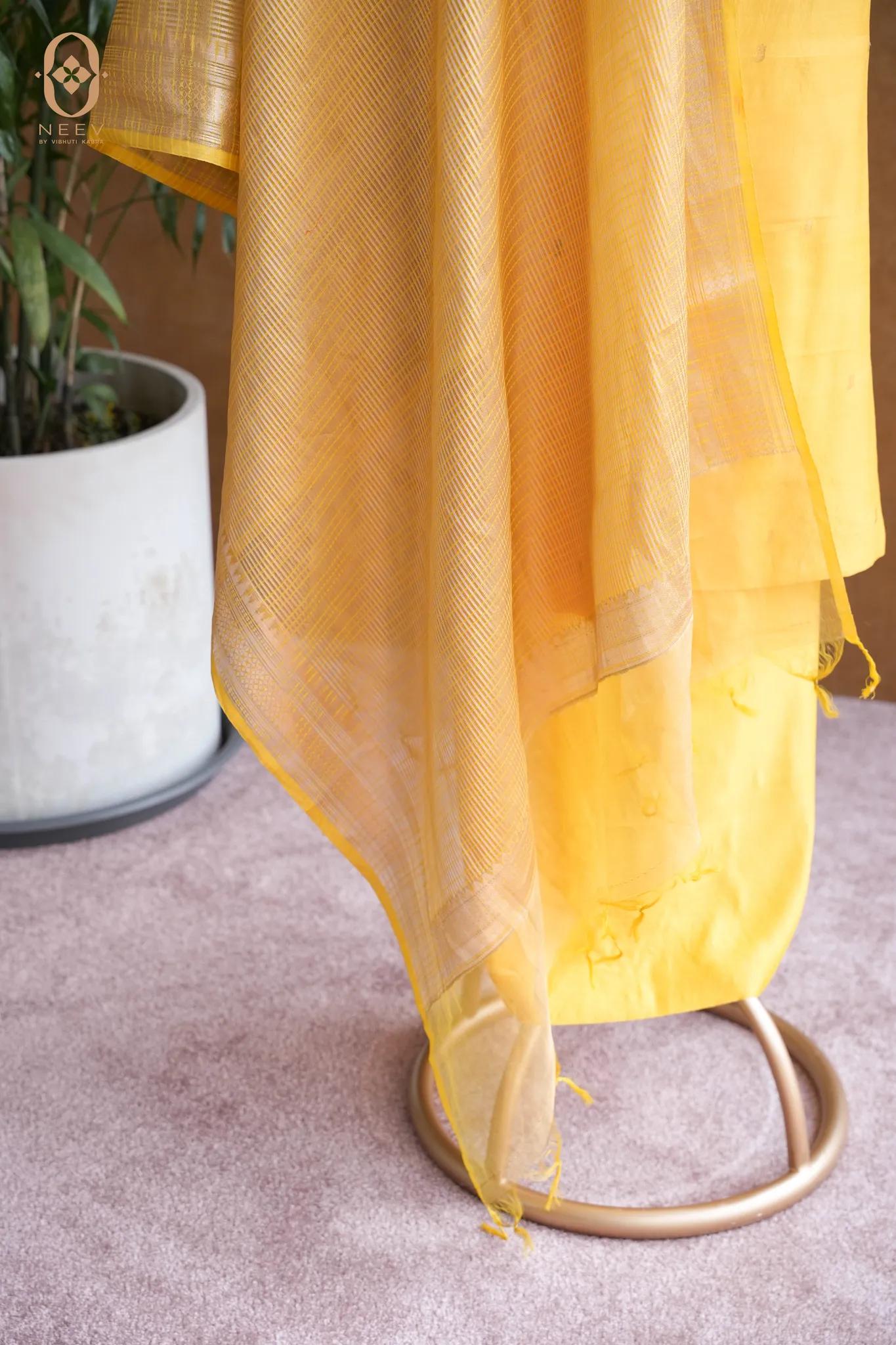 Jalebi Rang Chinia Tissue Suit Set