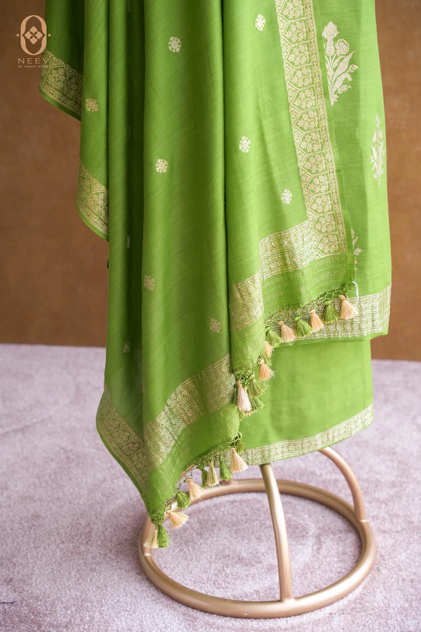 Munga Silk Suit Set
