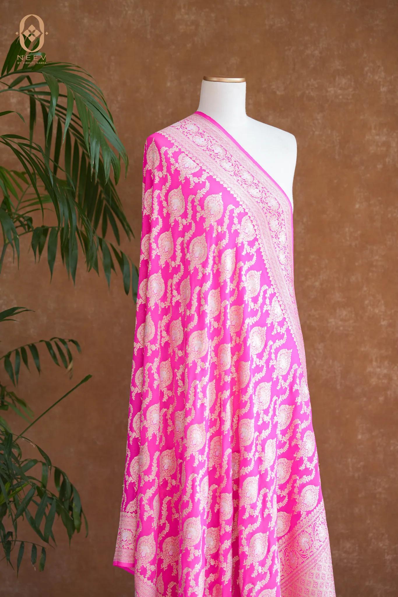 Georgette Khadwa Jaal Dupatta
