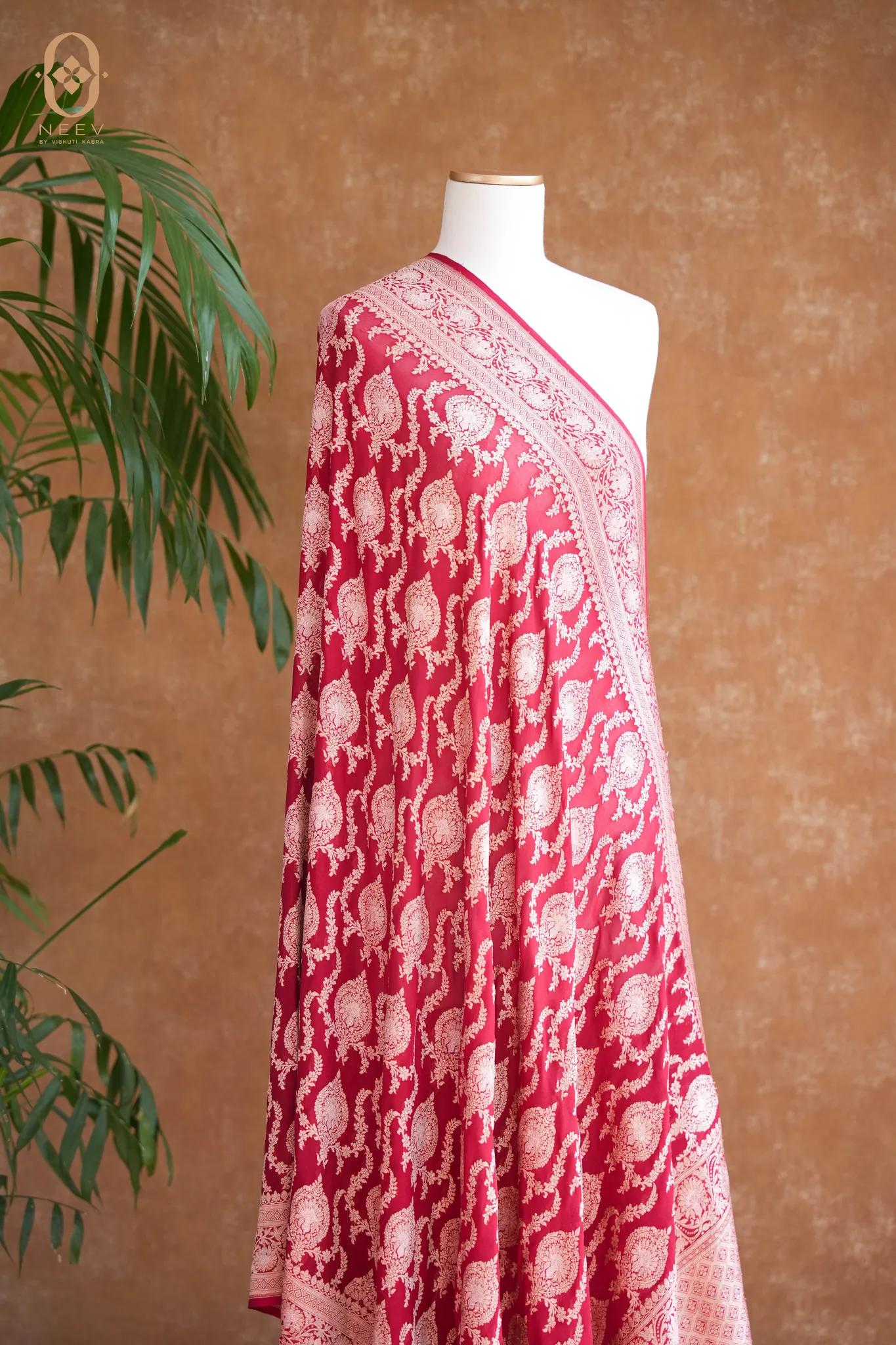 Georgette Khadwa Jaal Dupatta