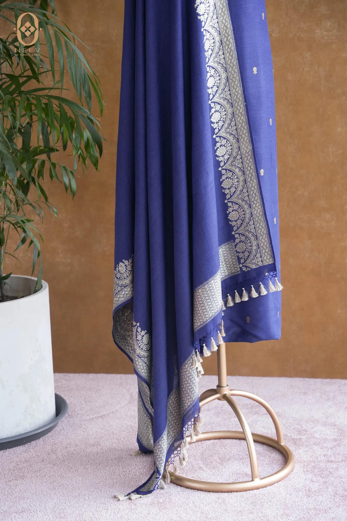 Munga Silk Suit Set