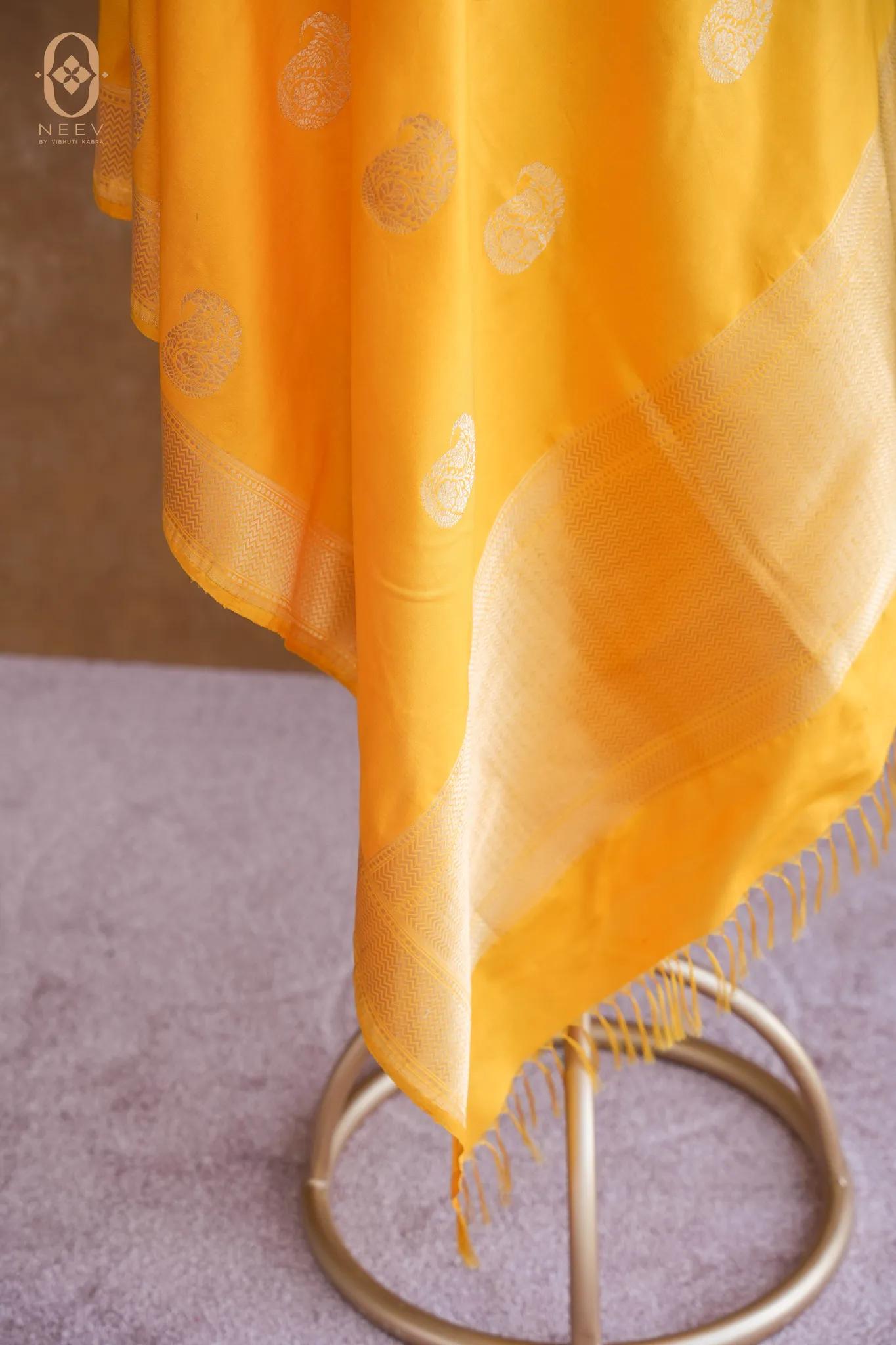 Katan Silk Boota Dupatta
