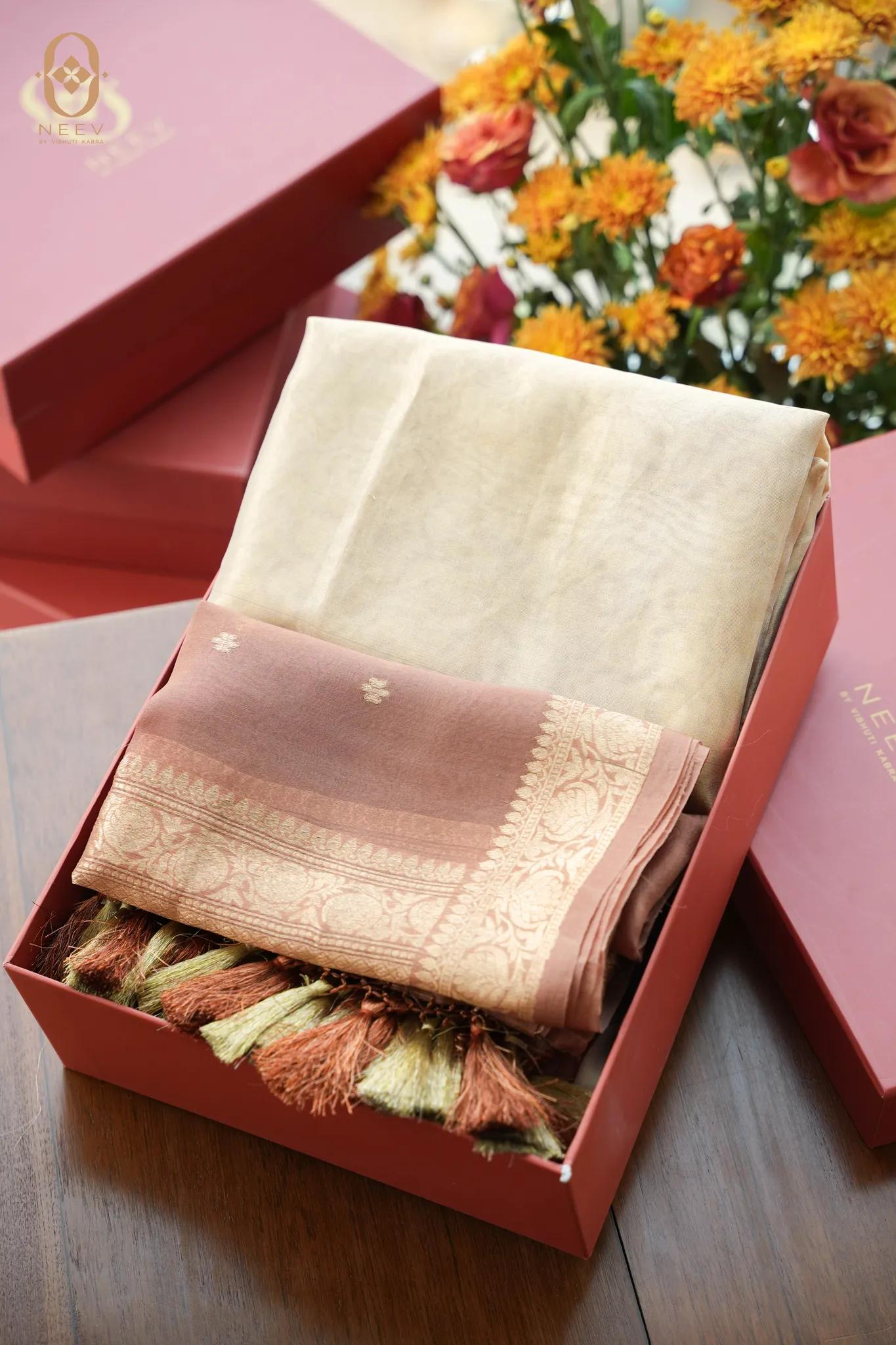 Neev Sona Box