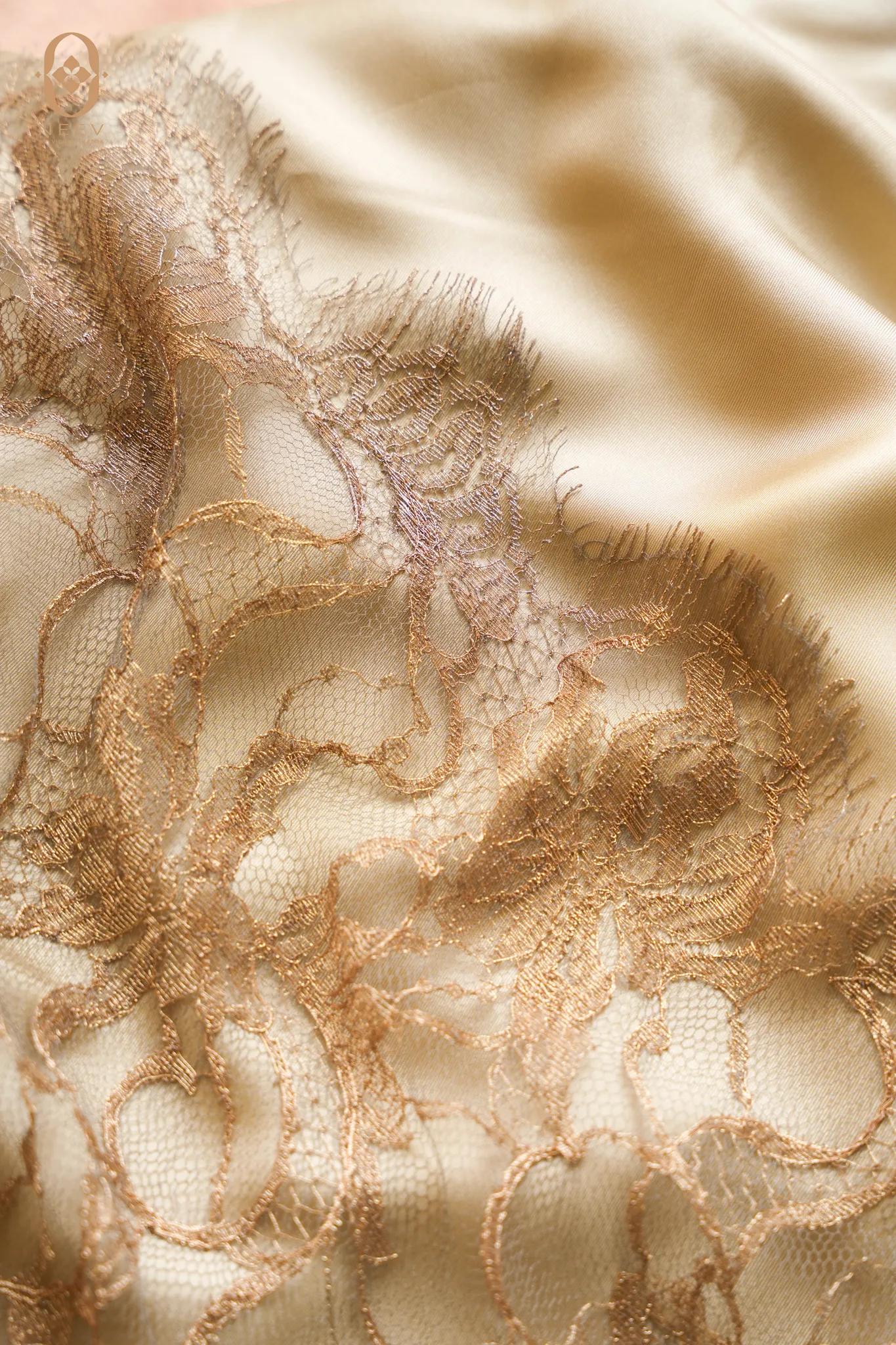 French Chantilly Lace
