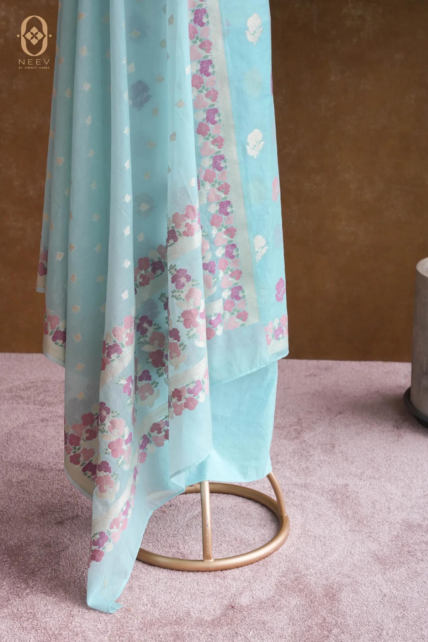 Aquamarine Iris Suit Set
