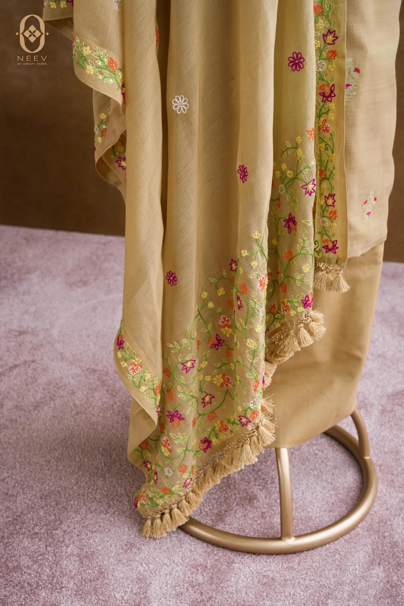 Premium Handwork Lady Boota Suit Set