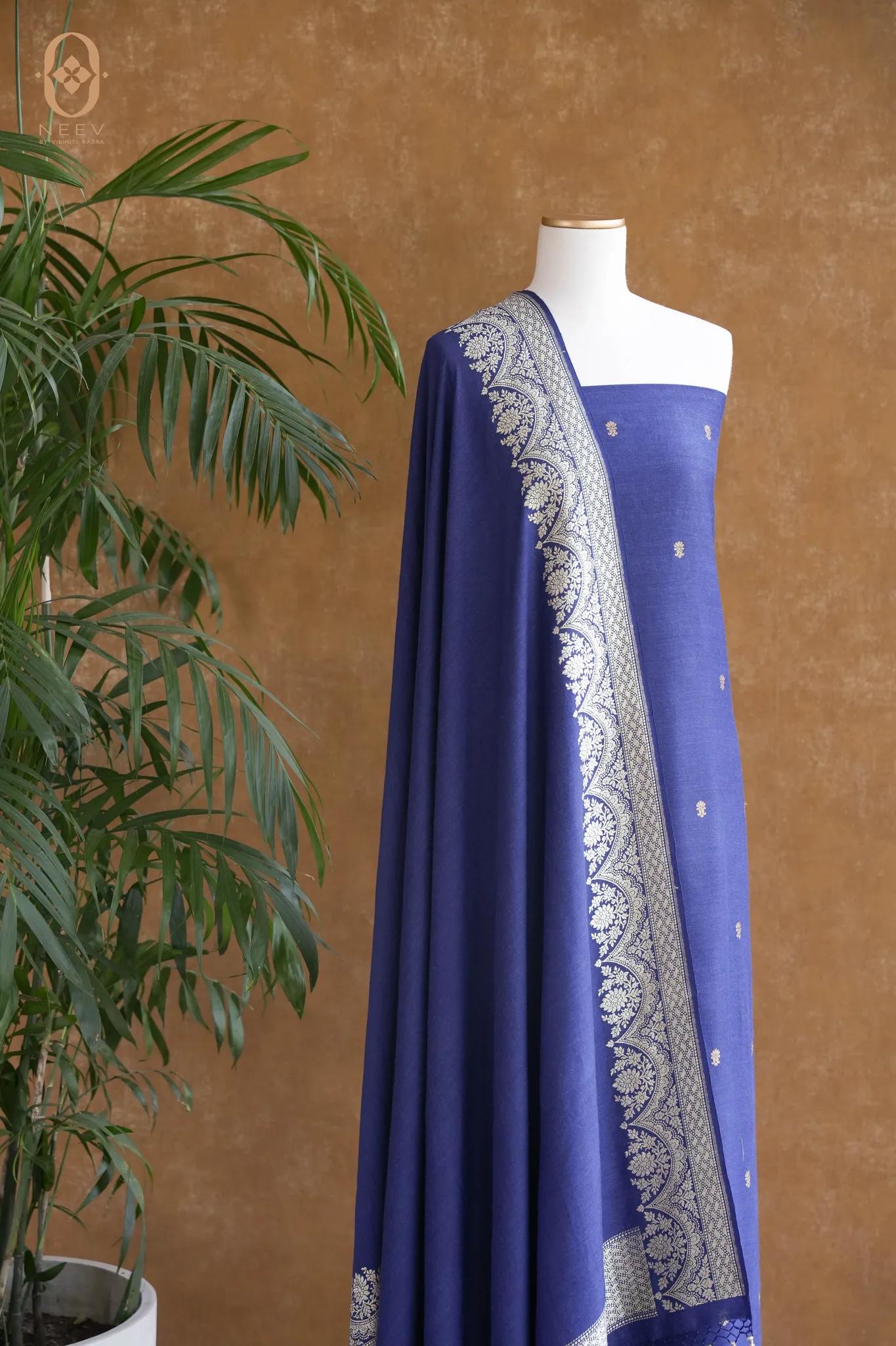 Munga Silk Suit Set