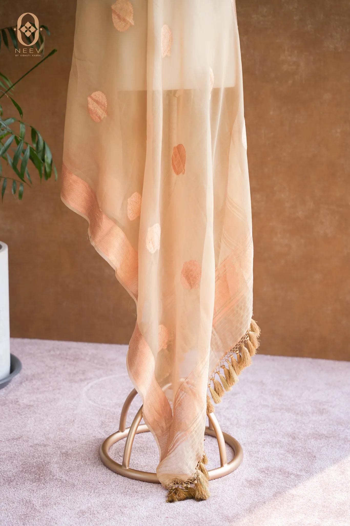 Kora Silk Boota Dupatta