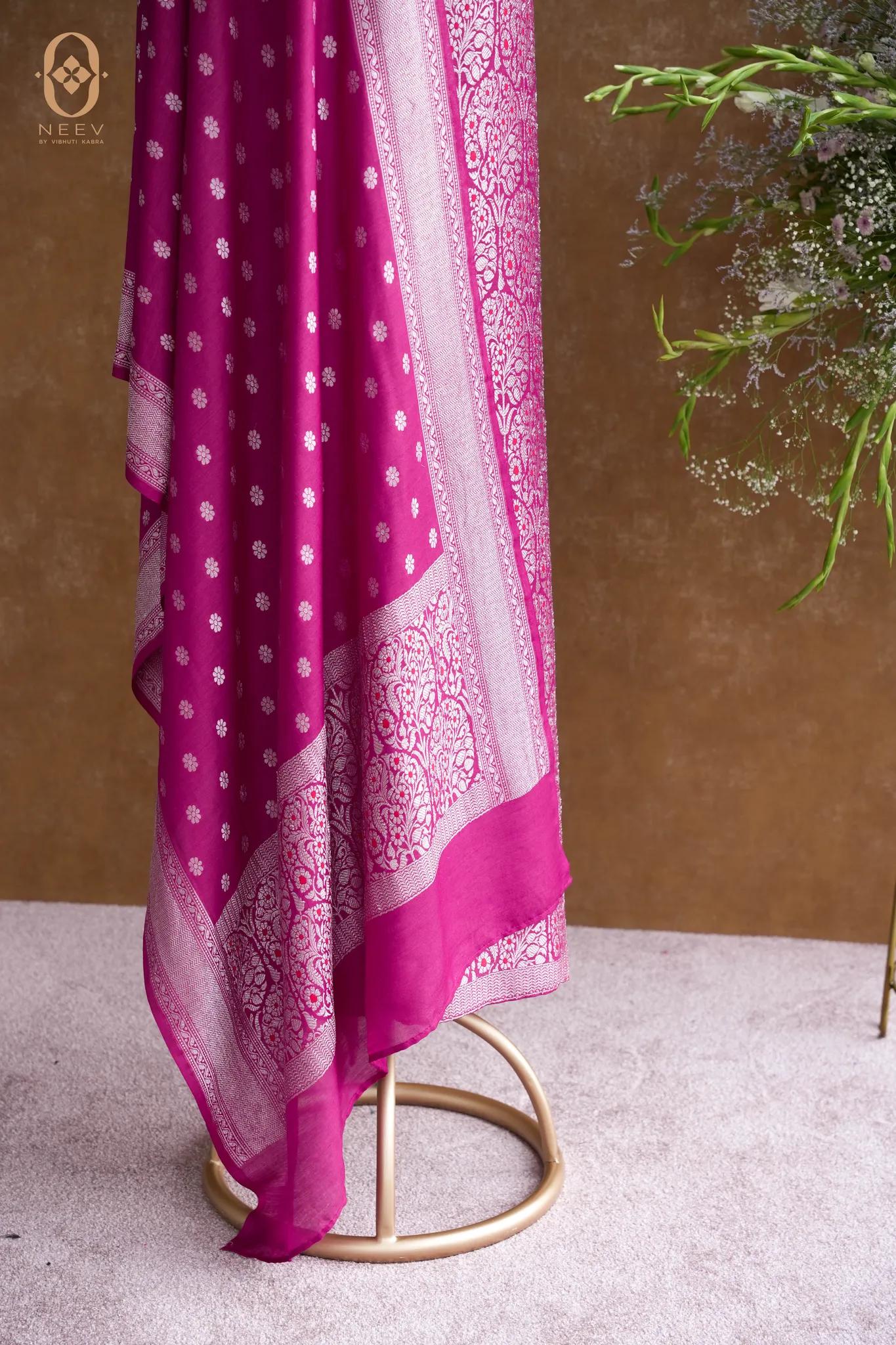 Munga Silk Suit Set