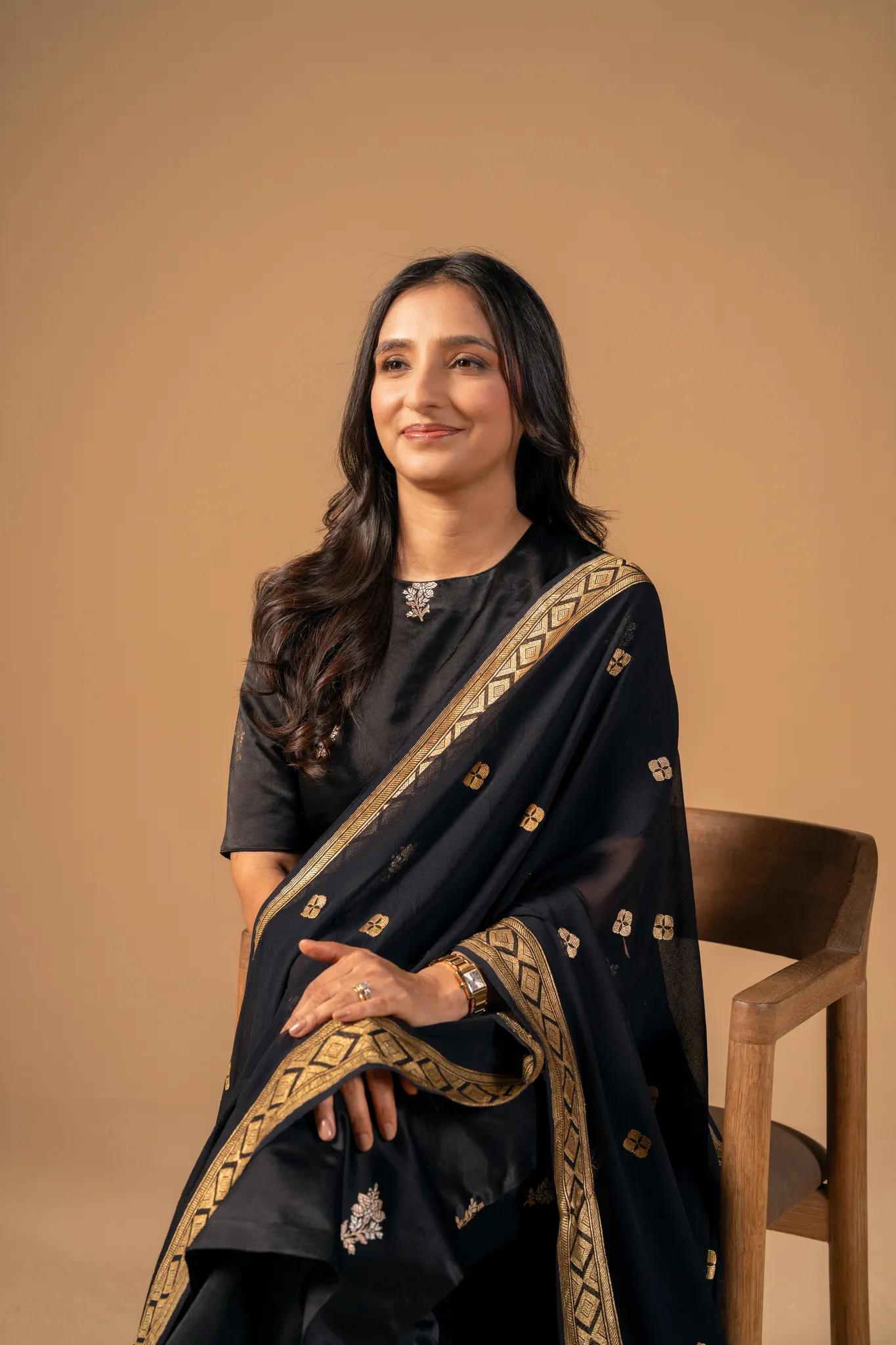 Unstitched Neev Premium Satin Silk Sona Rupa Boota Suit Set