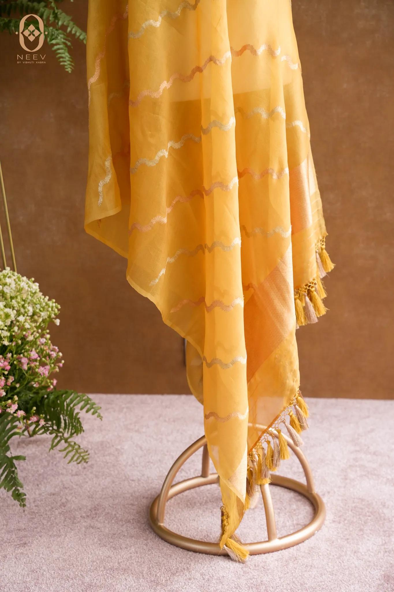 Kora Silk Stripe Dupatta