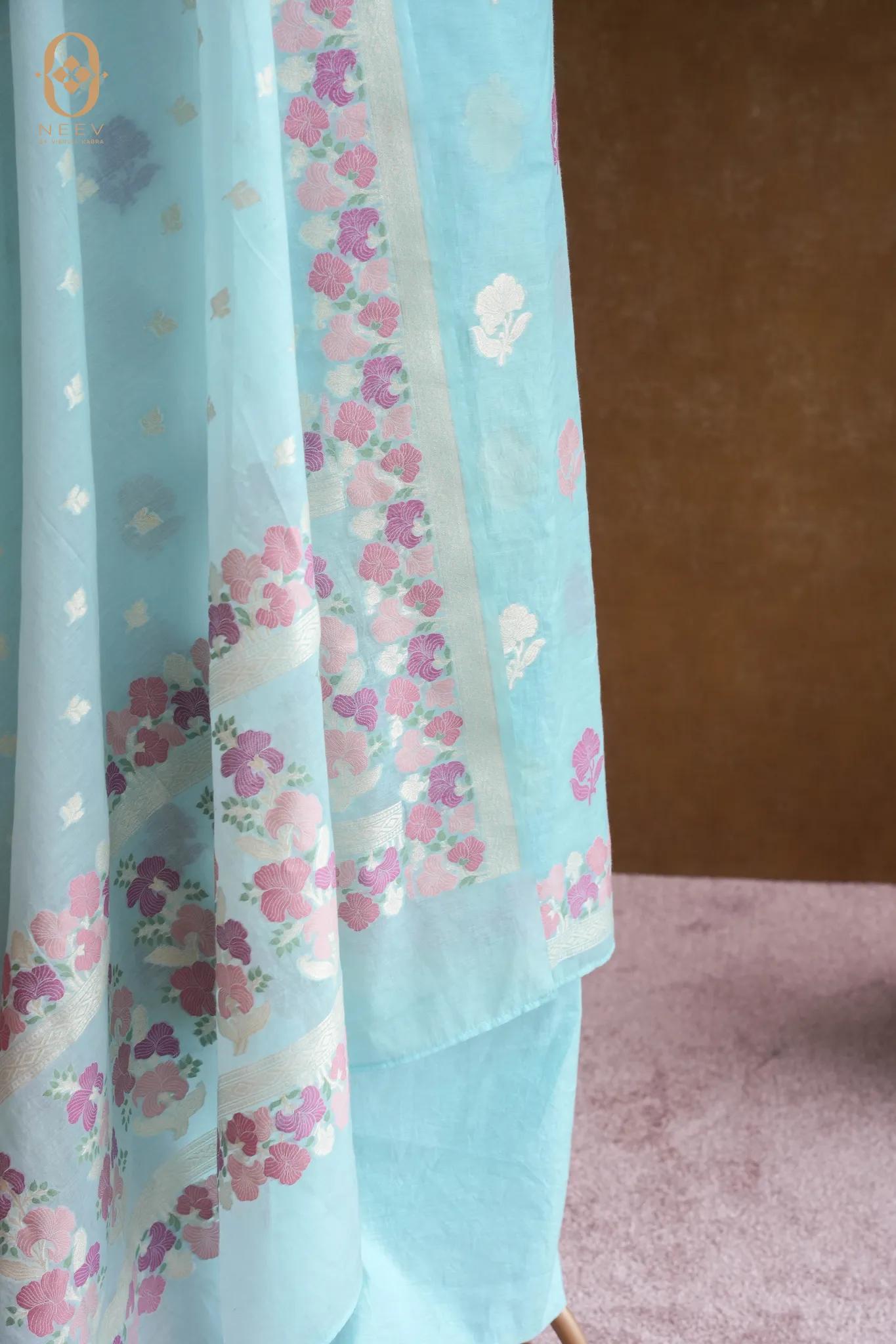 Aquamarine Iris Suit Set
