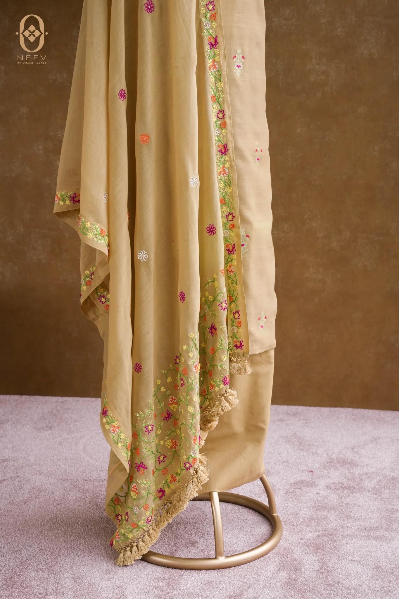 Premium Handwork Lady Boota Suit Set