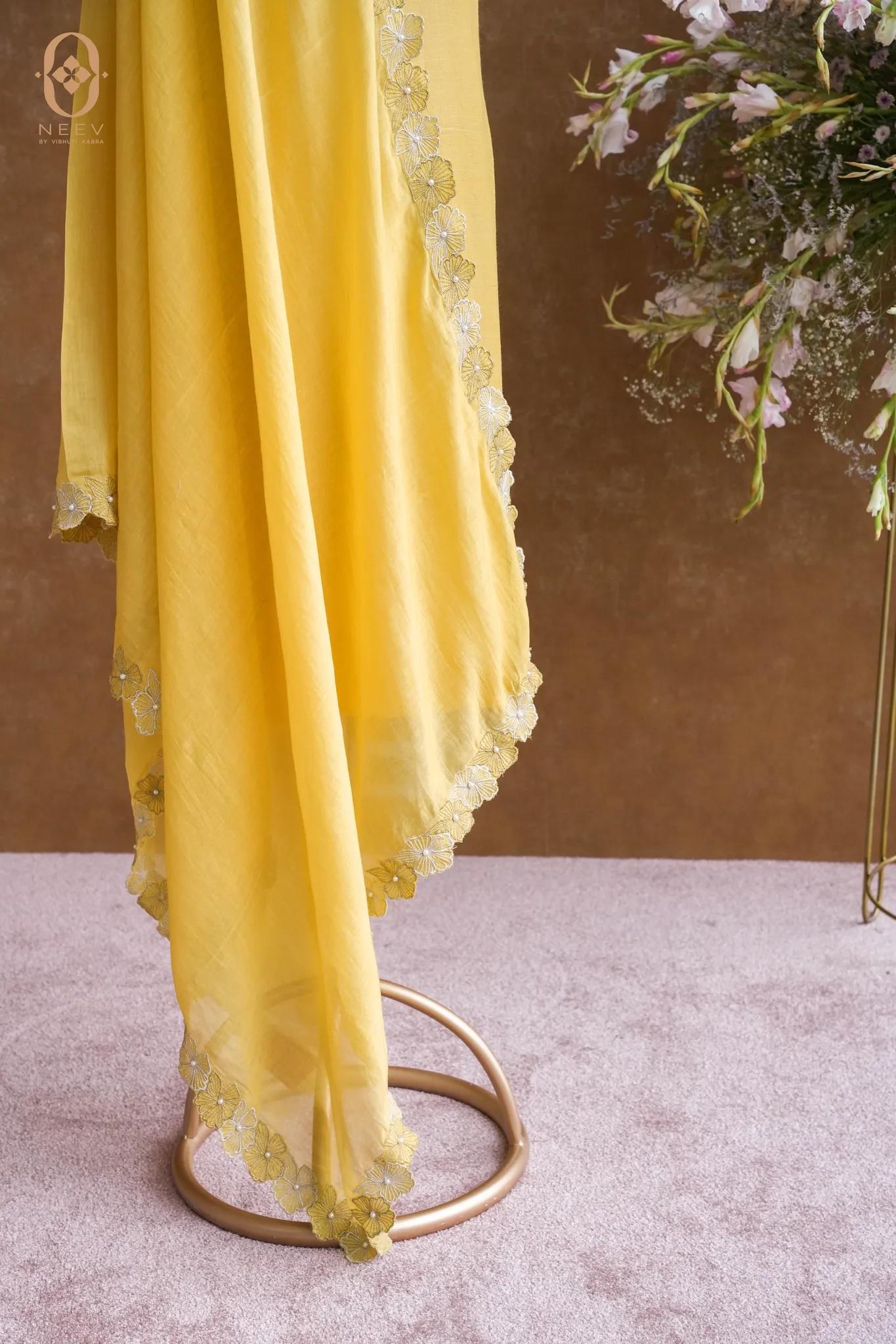 Munga Silk Suit Set