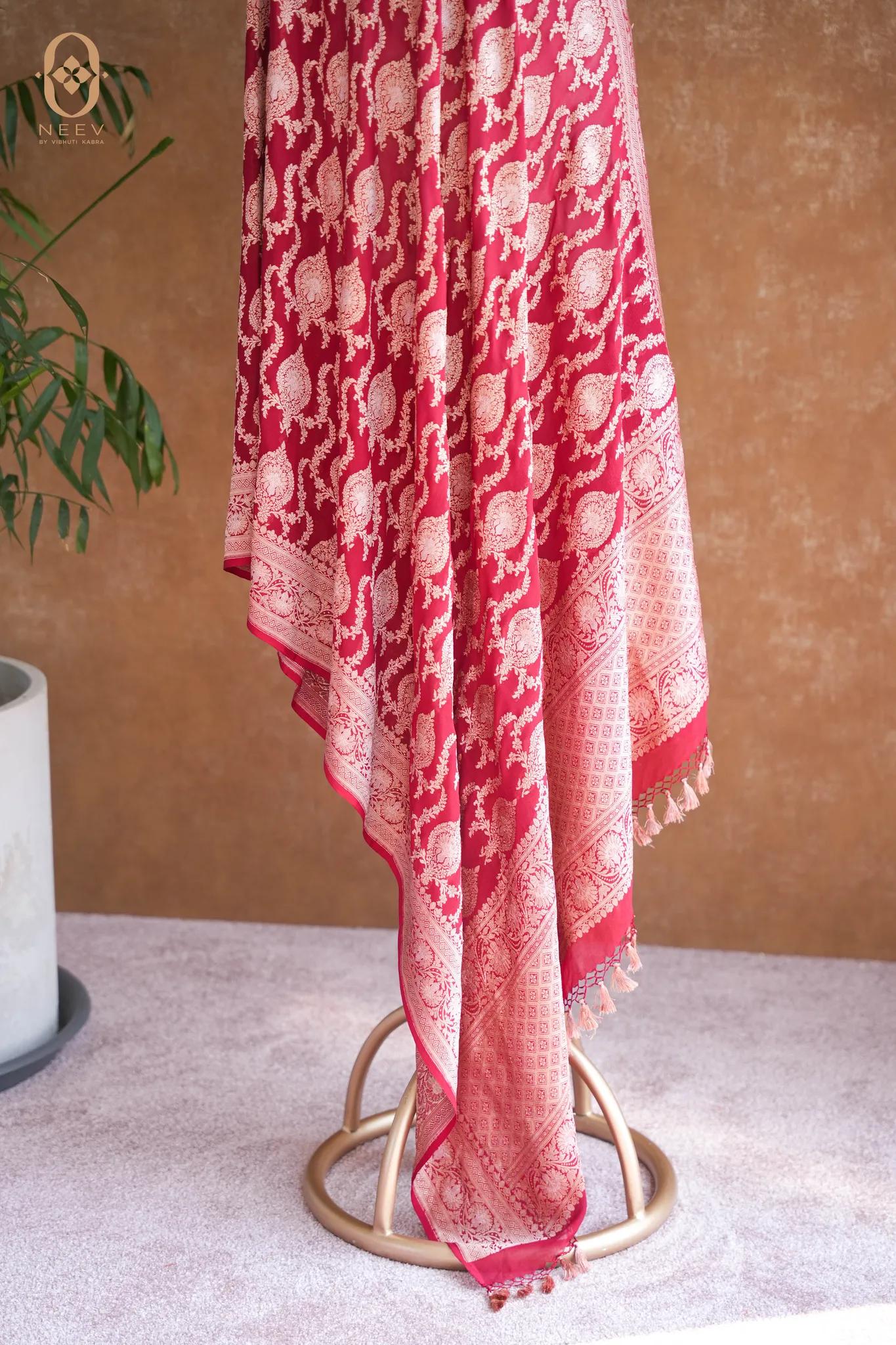 Georgette Khadwa Jaal Dupatta