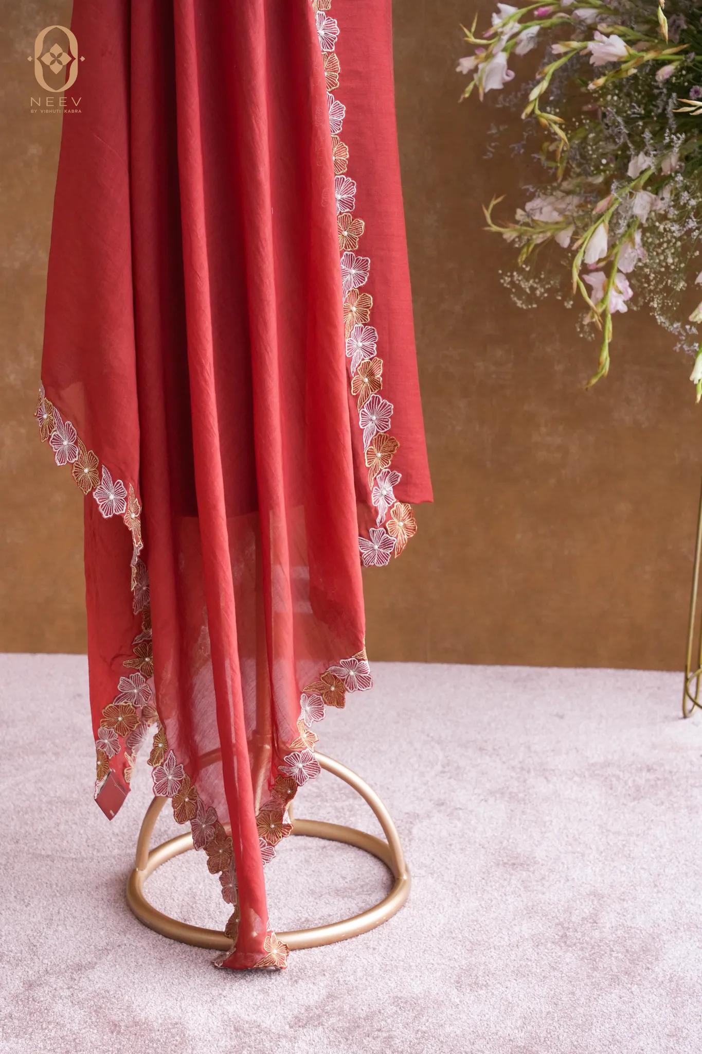 Munga Silk Suit Set